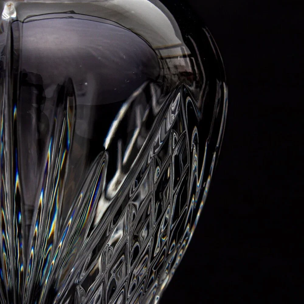 Cut Crystal Vase With Intricate Diamond Pattern | Elegant Home Decor